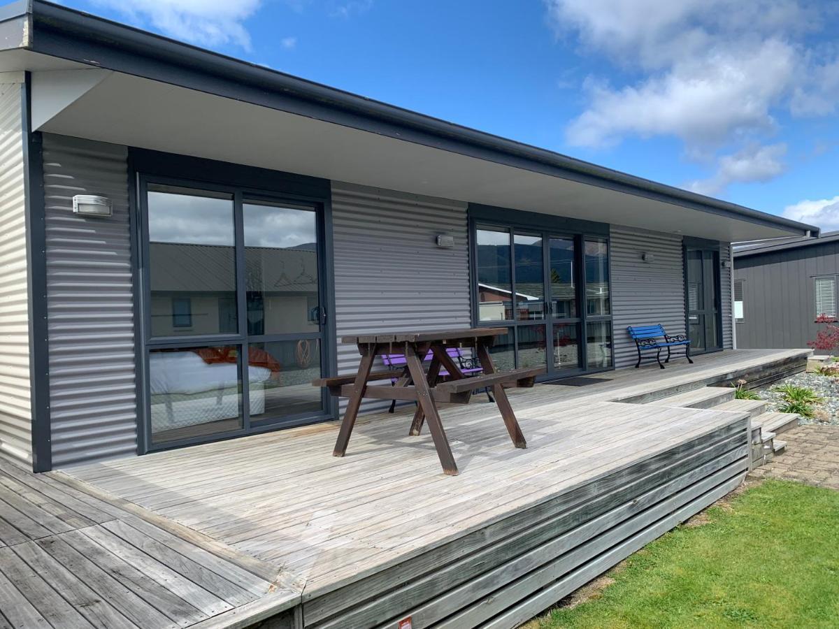 Villa A Beauty On Bligh St Te Anau Exterior foto